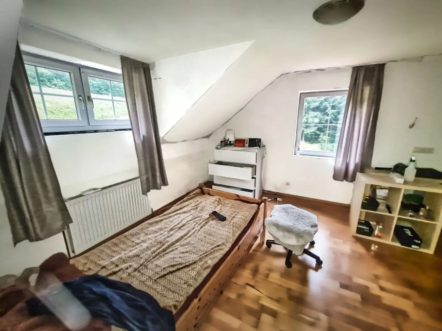 Teilsaniertes Wohnhaus am Waldesrand am Fuße der Nockberge