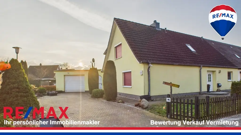 Modernisierte Doppelhaushälfte mit PV-Anlage in der Bogenstraße