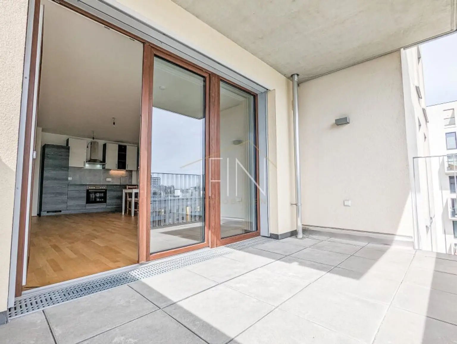 Sonnige 2-Zimmer Neubauwohnung mit Balkon & Fernblick