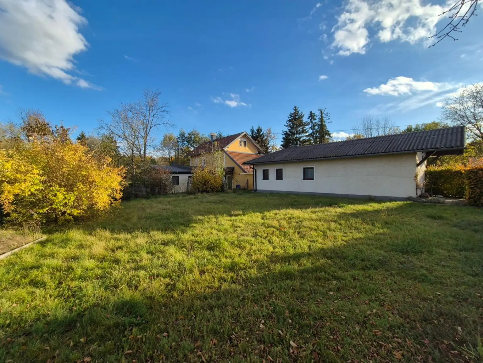 Baugrund mit Bestand