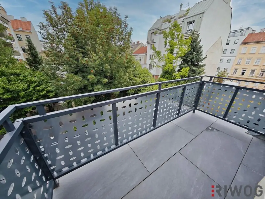 ERSTBEZUG | Townhouse mit Eigengarten in ruhiger Innenhoflage | auch Wohn-Büro Kombination möglich