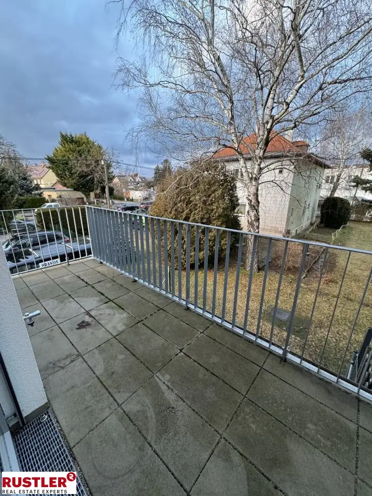 MODERNE 2 ZIMMER WOHNUNG MIT BALKON UND MÖBLIERTE KÜCHE - NAHE MÜHLWASSER