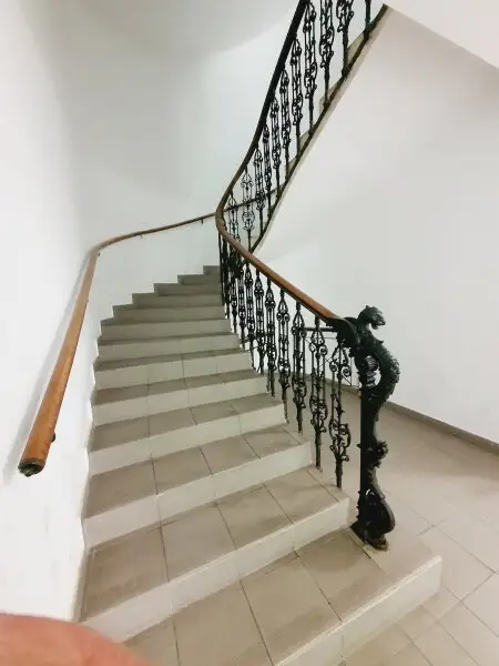 ERSTBEZUG Top sanierter Stilaltbau nahe Wiedner Hauptstraße