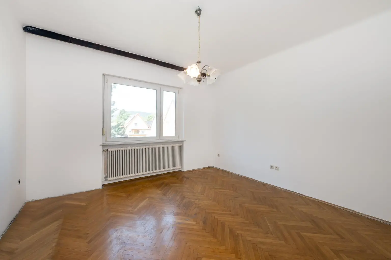 Zimmer 2 OG