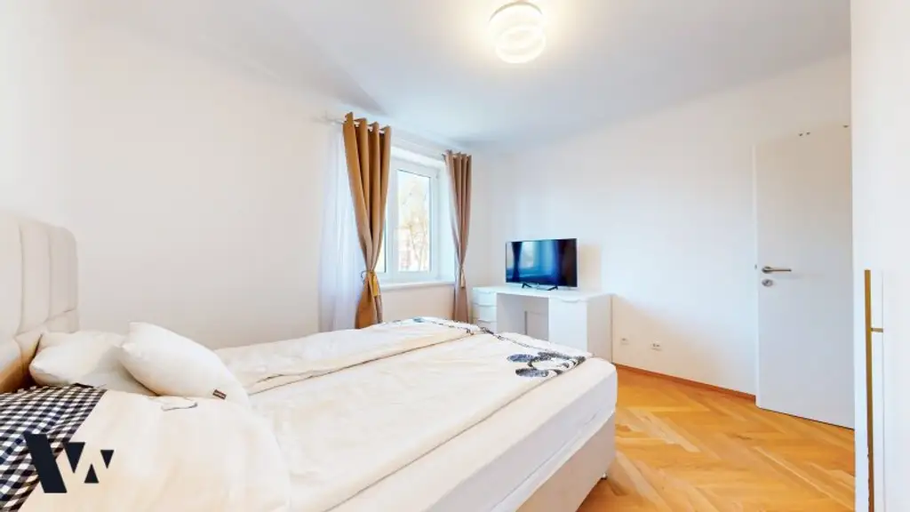 VOLLMÖBLIERTE 4-ZIMMER-DESIGNERWOHNUNG MIT BALKON | VIDEO-PRÄSENTATION