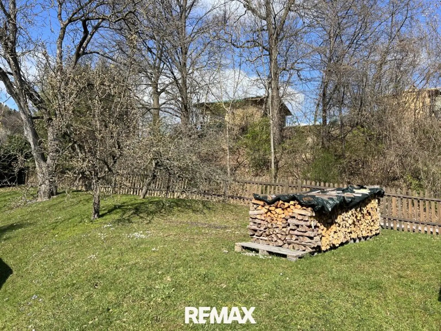 Grundstück