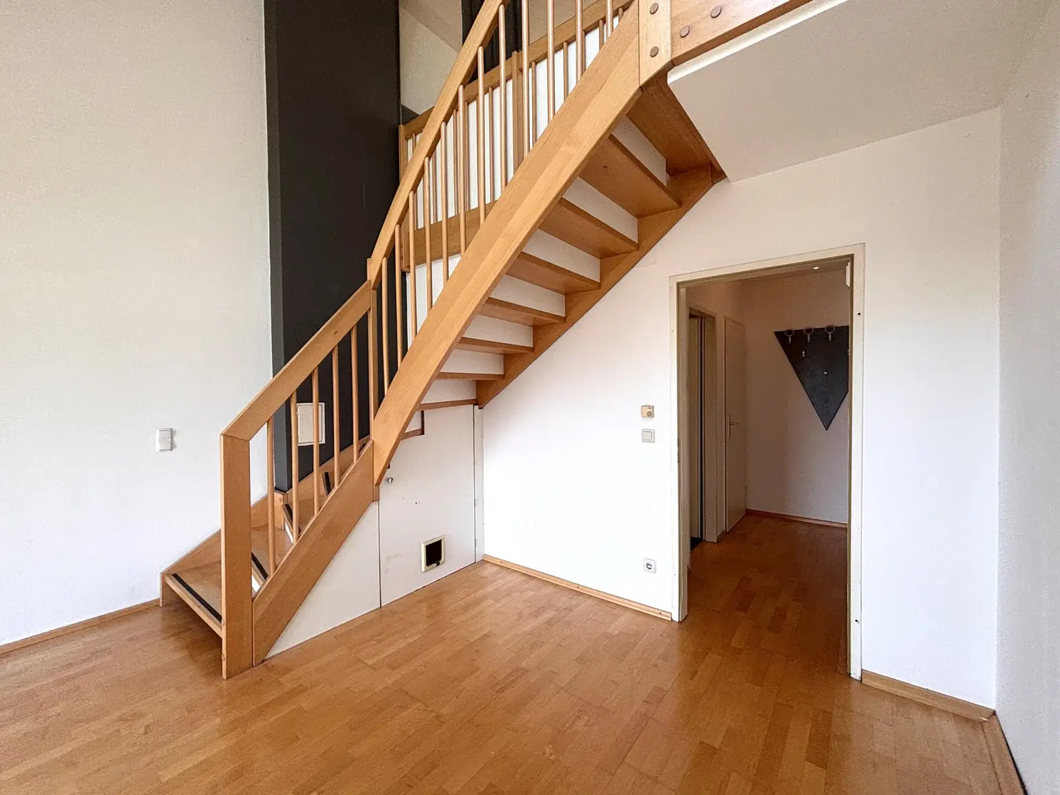 Zwei Zimmerwohnung mit Wienblick (inkl. Garagenabstellplatz)