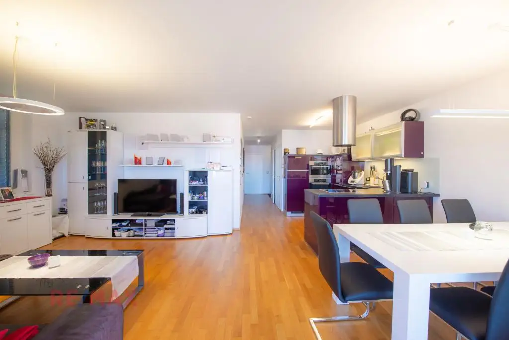 Seeblick-Investment: Exklusive Wohnung in erstklassiger Lage - Kauf mit Wohnrecht