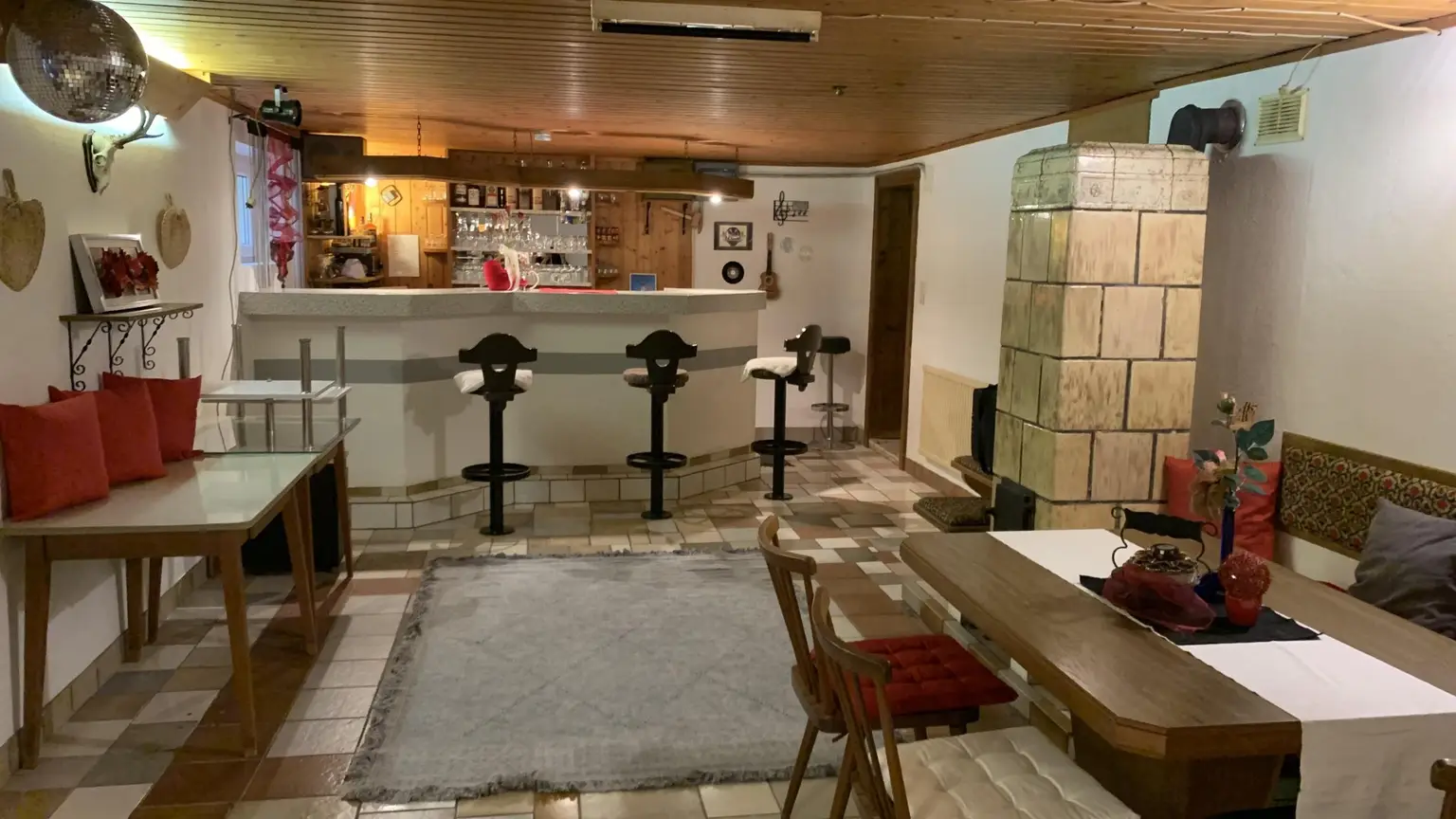 Partyraum im Untergeschoss