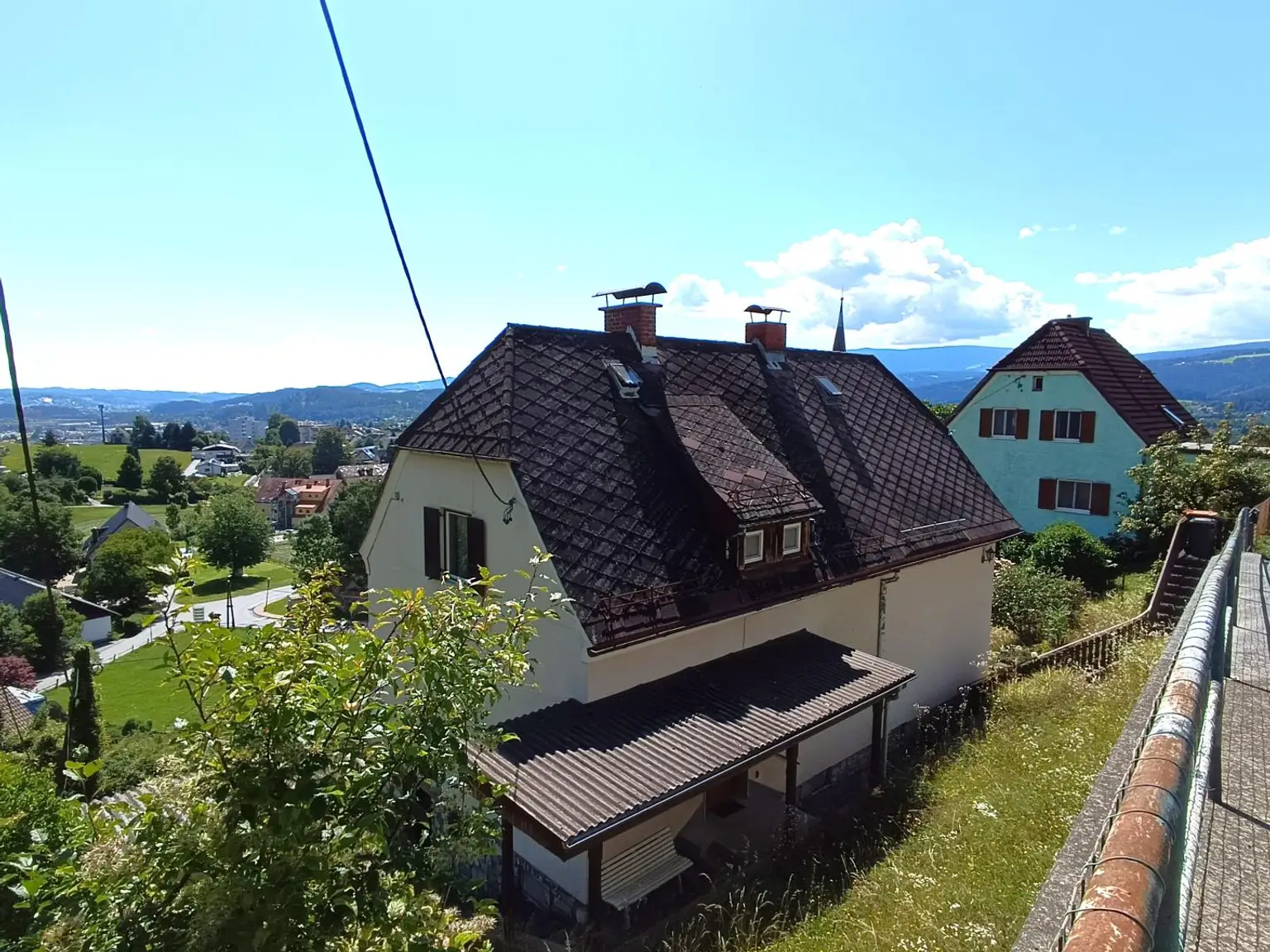 Einfamilienhaus mit viel Potenzial - Wohnen mit Weitblick