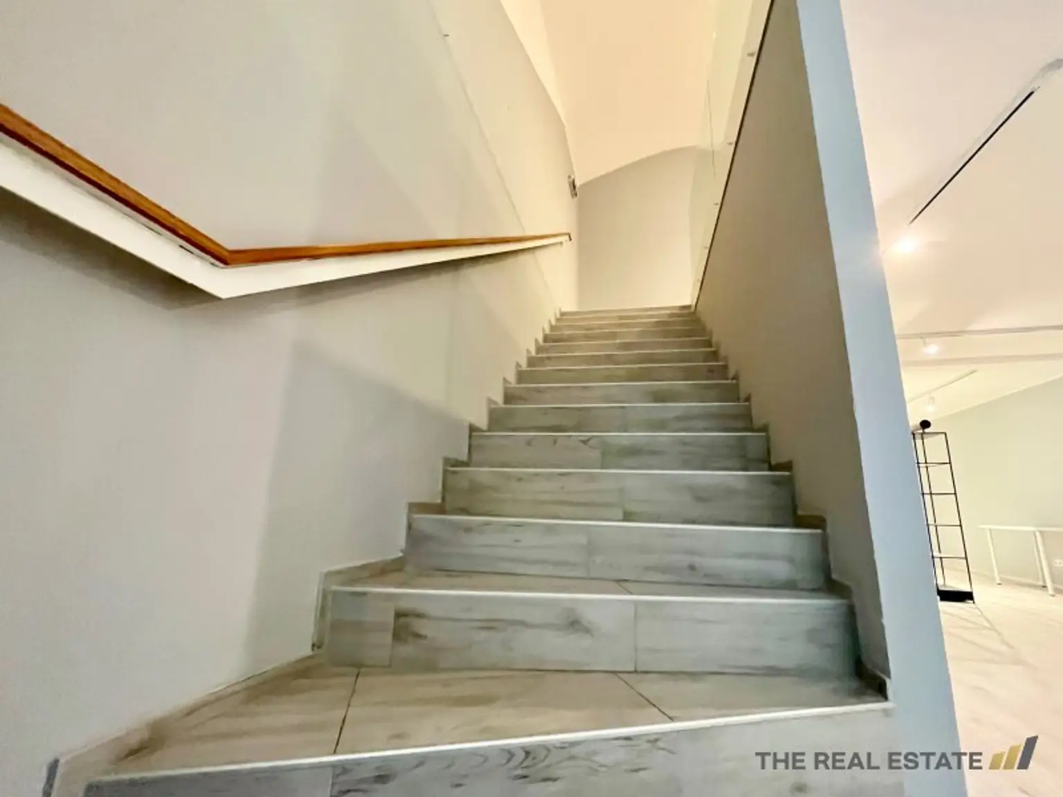 GESCHÄFTSKOKAL/BÜRO/PRAXIS/ATELIER NAHE PALAIS COBURG