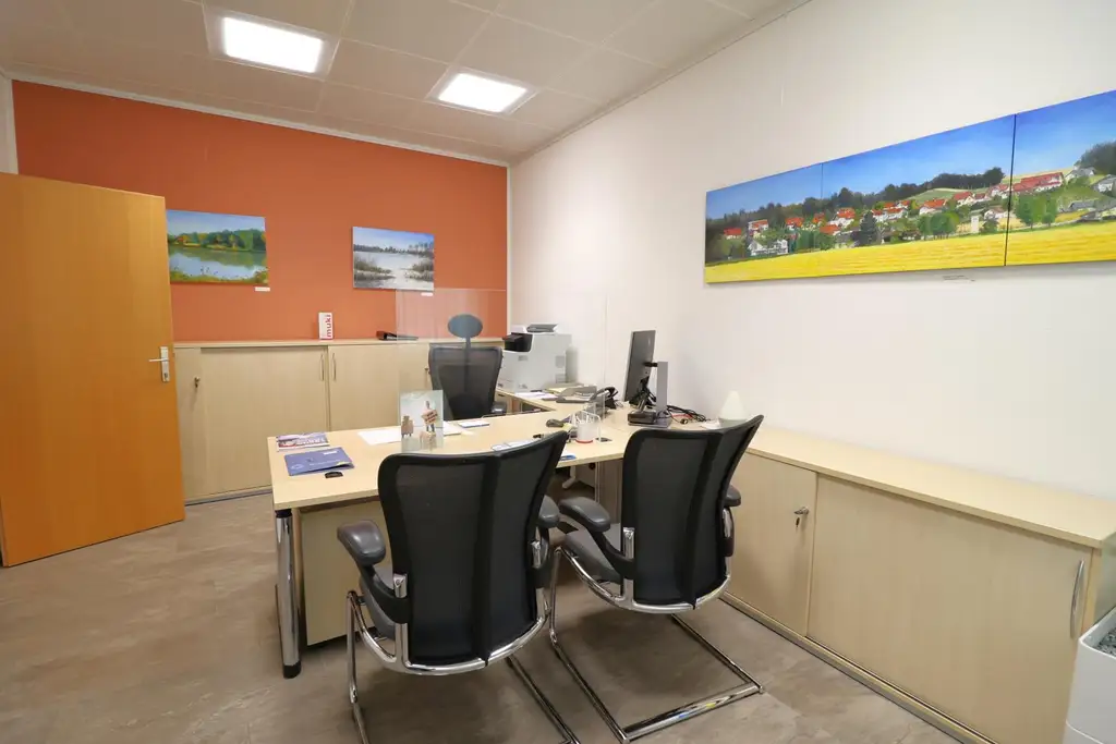Sehr gepflegtes Büro bzw. Geschäftslokal (Option auf Erweiterung)