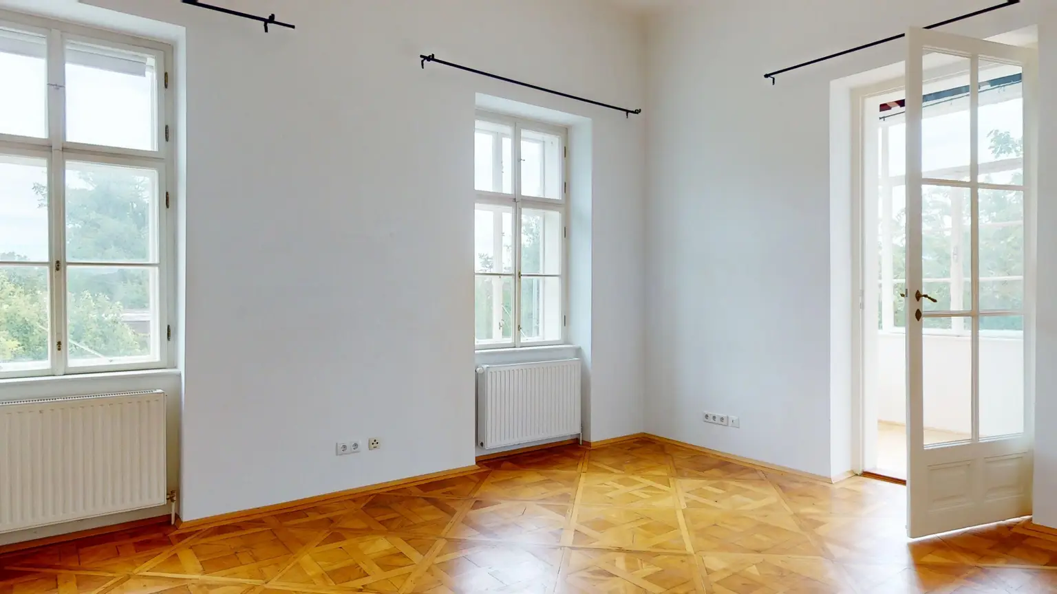 Wolfersberggasse: Entzückende kompakte 1 1/2-Zimmerwohnung mit Veranda - gute Verkehrsanbindung