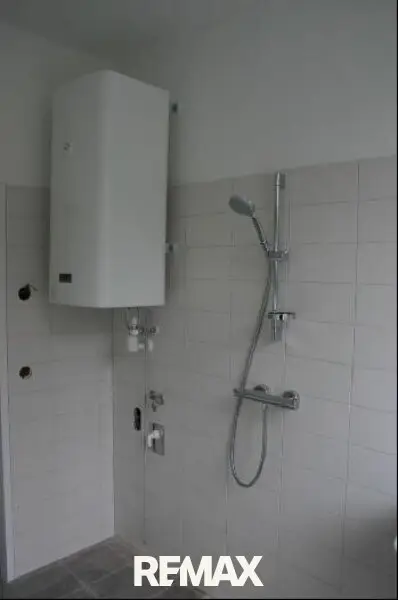 4-REMAX-Aflenz-Badezimmer