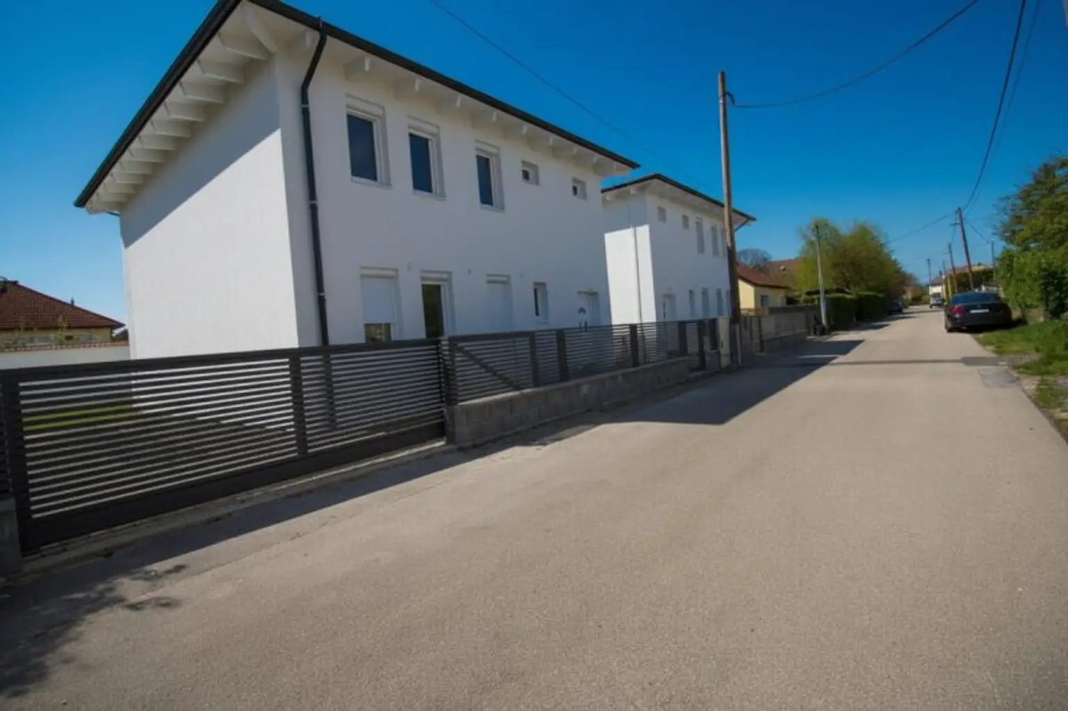 EINFAMILIENHAUS in WIEN- und SCHNELLBAHNNÄHE -> "SCHLÜSSELFERTIG"!!!