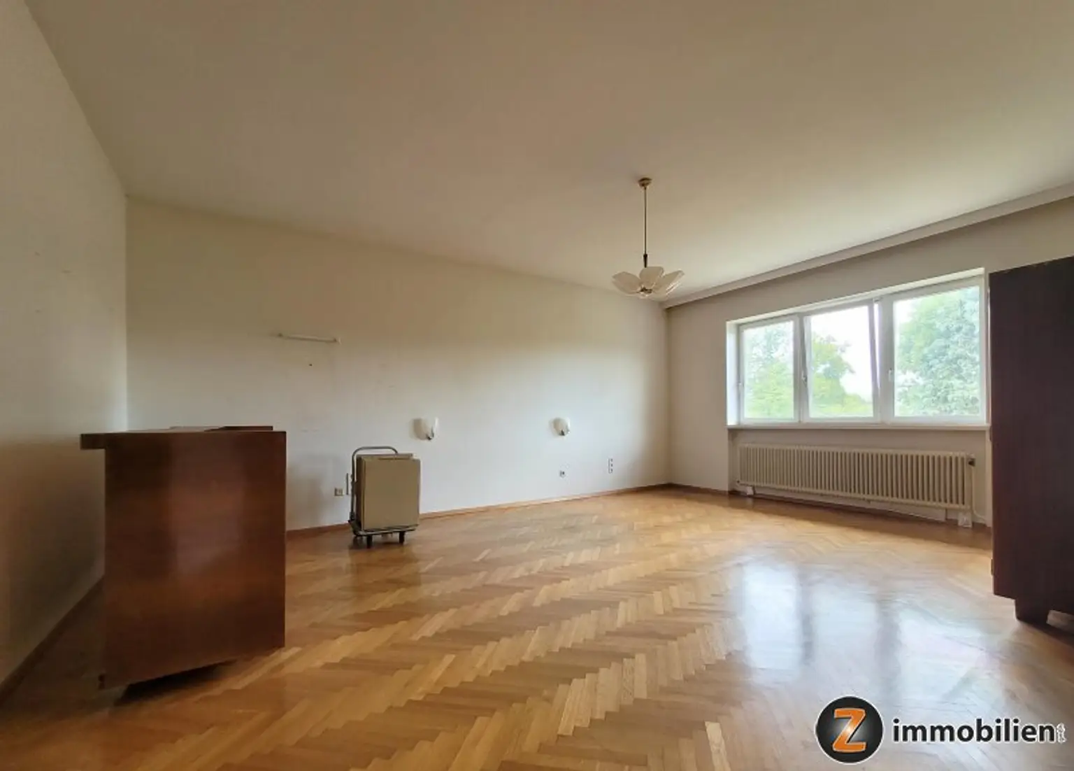 Großzügiges Wohnhaus mit Lift im lebenswerten Lockenhaus!