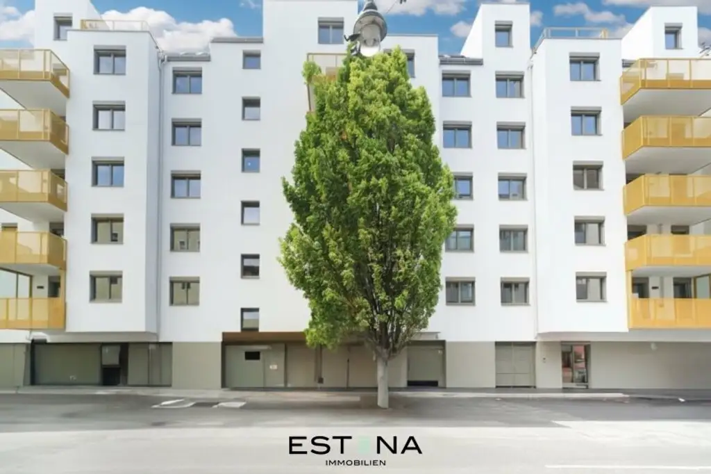 Großzügige Dachgeschoss-Wohnung in bester Lage - Provisionsfrei