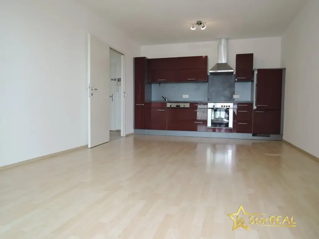 20. STOCK! TOP-WOHNUNG IM DELUGAN MEISSL TOWER. GARAGENPLATZ VORHANDEN. Sauna und Fitnessraum im Haus.
