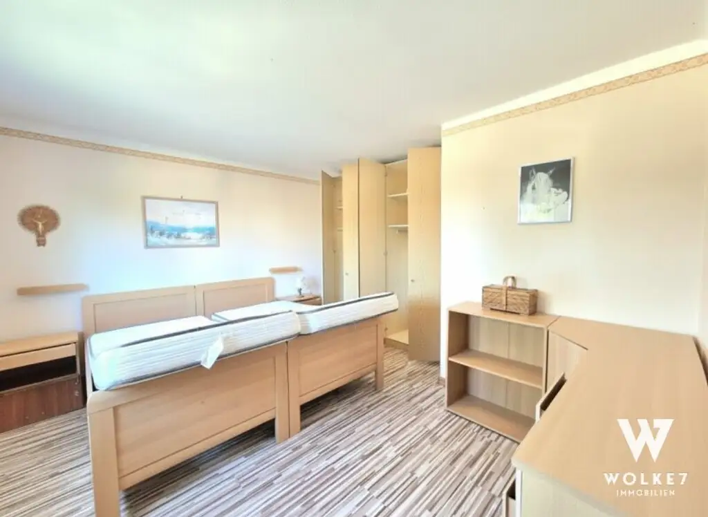 +++TOP-LAGE+++ in Leobendorf | Sanierungshaus | ca. 178 m2 Nutzfläche | Garage | Garten | Fernblick | 40% Bebauung möglich BK I,II