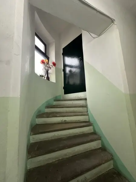 Zinshaus in gefragter Lage des 18. Bezirks - hoher Leerstand & ausbaufähiger Rohdachboden