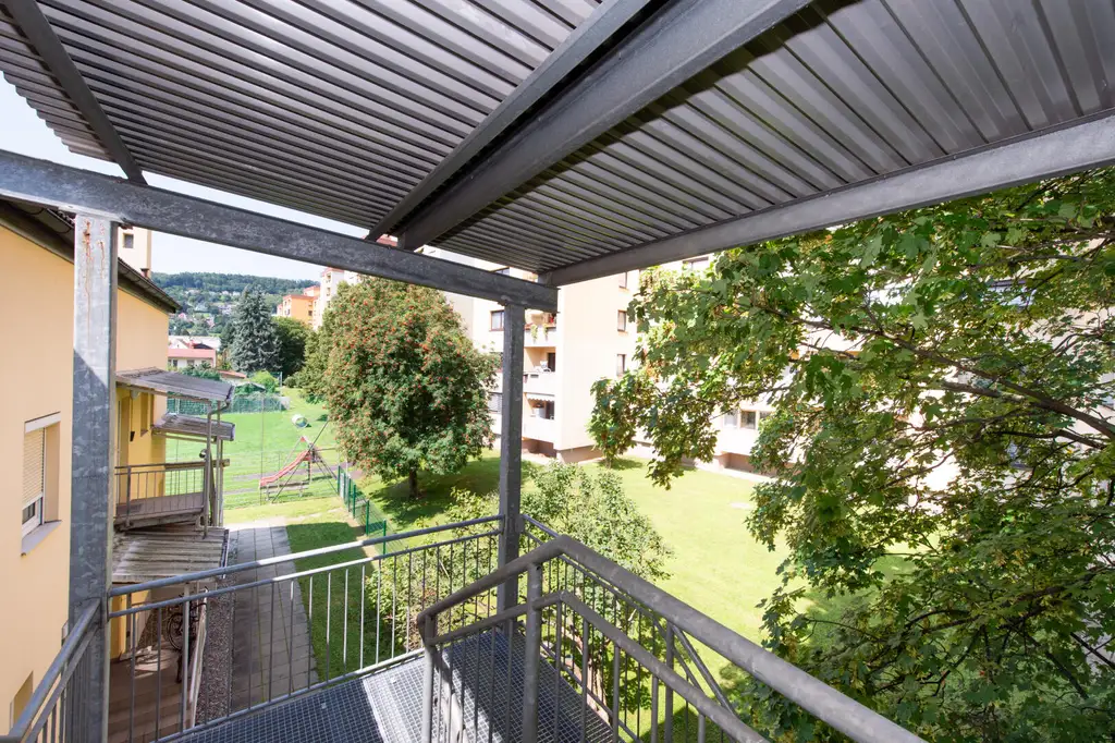 Verlassenschaftswohnung – Entrümpeln & Sanieren! Carport inklusive