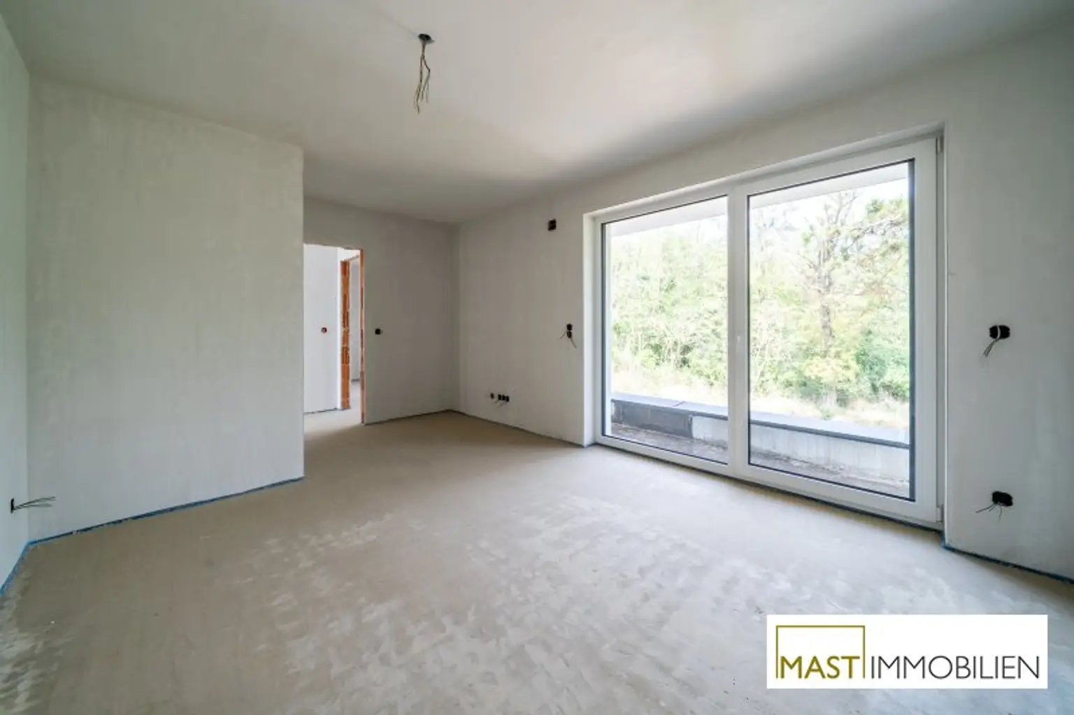 ERSTBEZUG - Modernes Einfamilienhaus mit 148 m² Wohnfläche, Balkon, Terrasse & 2 PKW-Stellplätzen in Strasshof – belagsfertig!