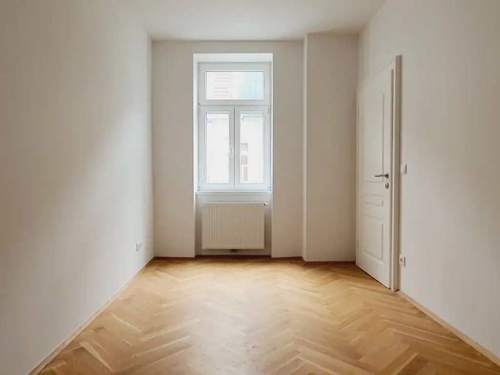 ERSTBEZUG Top sanierter Altbau nähe Meidlinger Hauptstraße 3. Liftstock