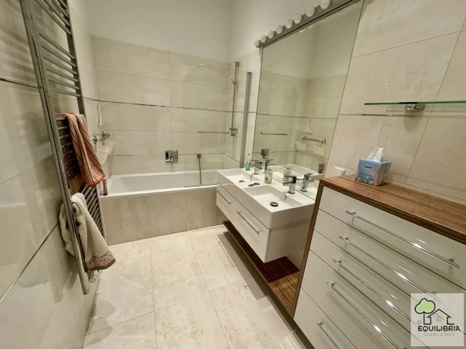 Top-Sanierte 2,5-Zimmer Balkonwohnung, direkt am Währinger Gürtel