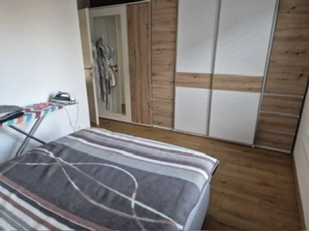 3 Zimmer Mietwohnung mit Loggia und Garage auf Wunsch