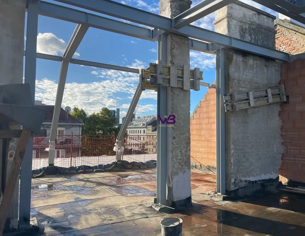 Attraktives Eckzinshaus mit Entwicklungspotenzial in 1120 Wien