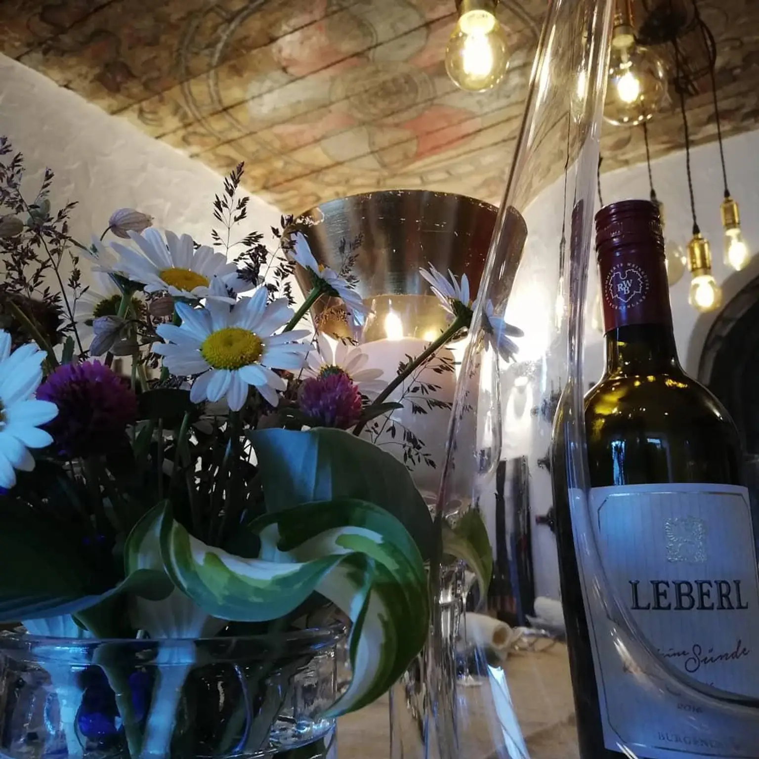 Blumen und Wein