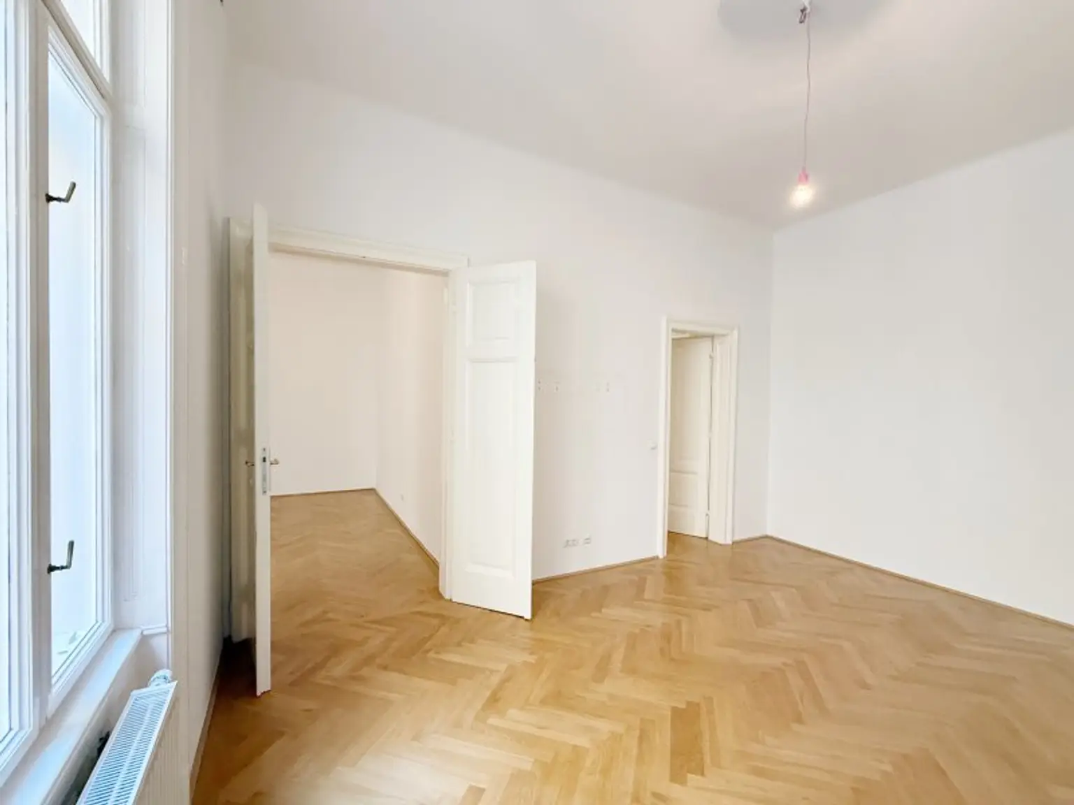 Großzügige 3,5-Zimmer-Wohnung mit Balkon im Herzen von Wien