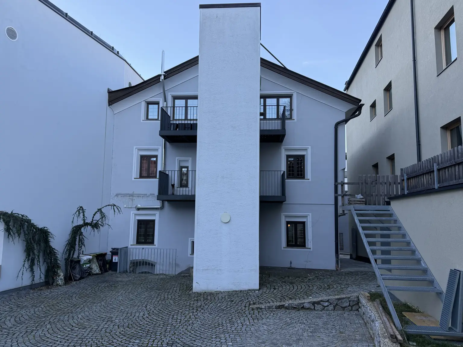 Außenansicht Haus.jpg