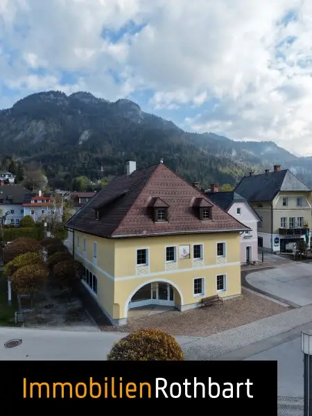 Großzügiges Stadthaus in Stainach-Pürgg – 525m², sanierungsbedürftig, 360.000 €
