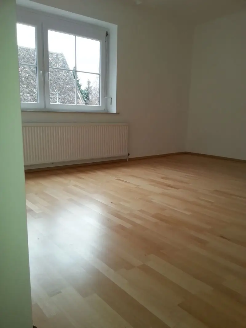 Traumhaftes Mehrfamilienhaus in Mistelbach – 3 Wohneinheiten, top gepflegt, mit Stadtblick und Weinkeller!