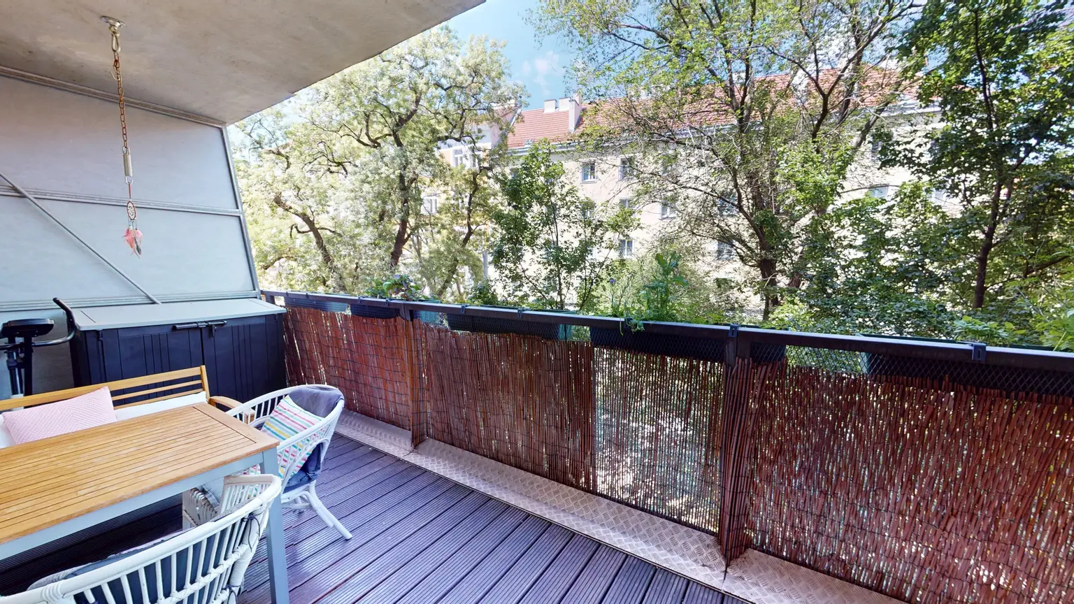 Großzügige 90 m² Wohnung mit Loggia, Grünblick und Top-Anbindung
