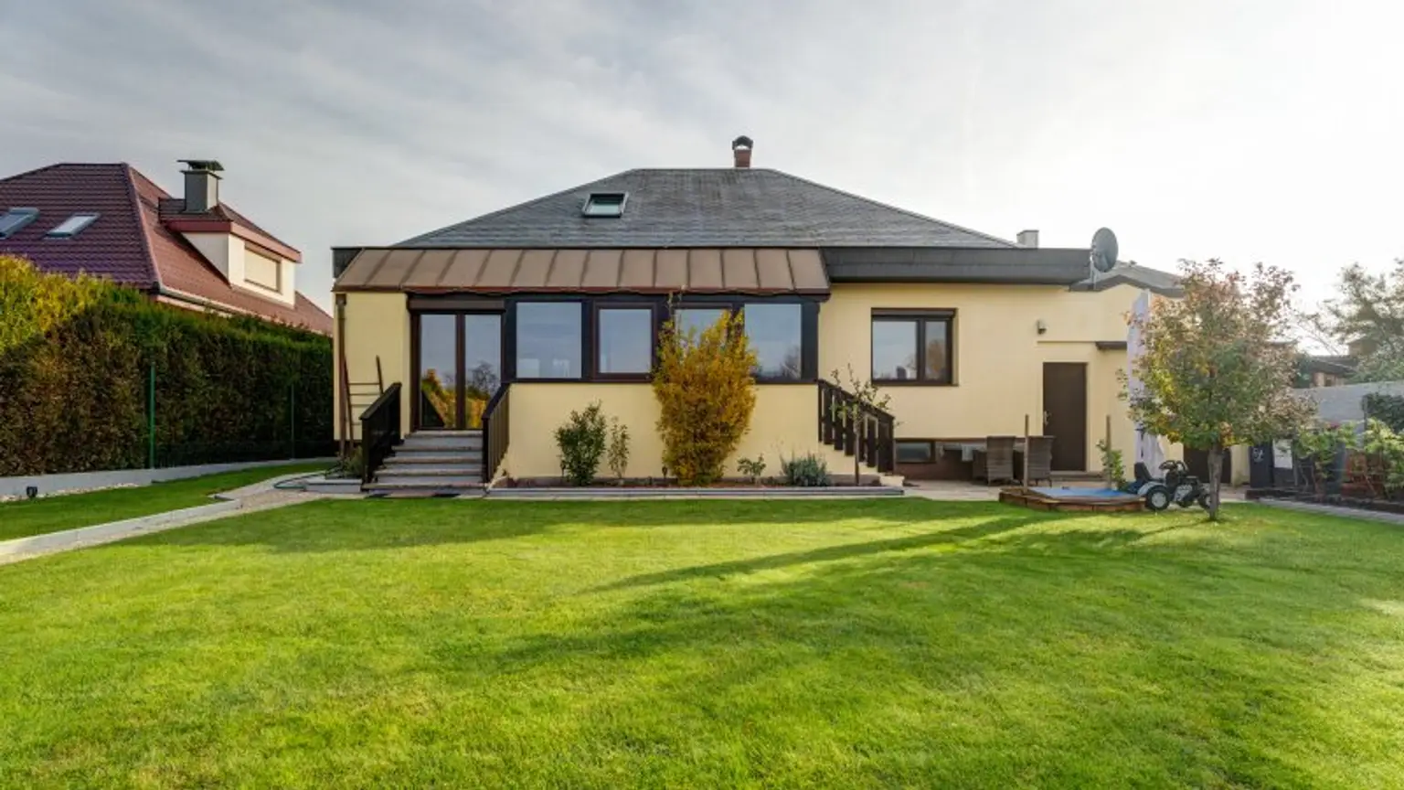 Modernisiertes Einfamilienhaus in Bockfließ – 5 Zimmer, Terrasse, Garage, Ihr neues Zuhause!