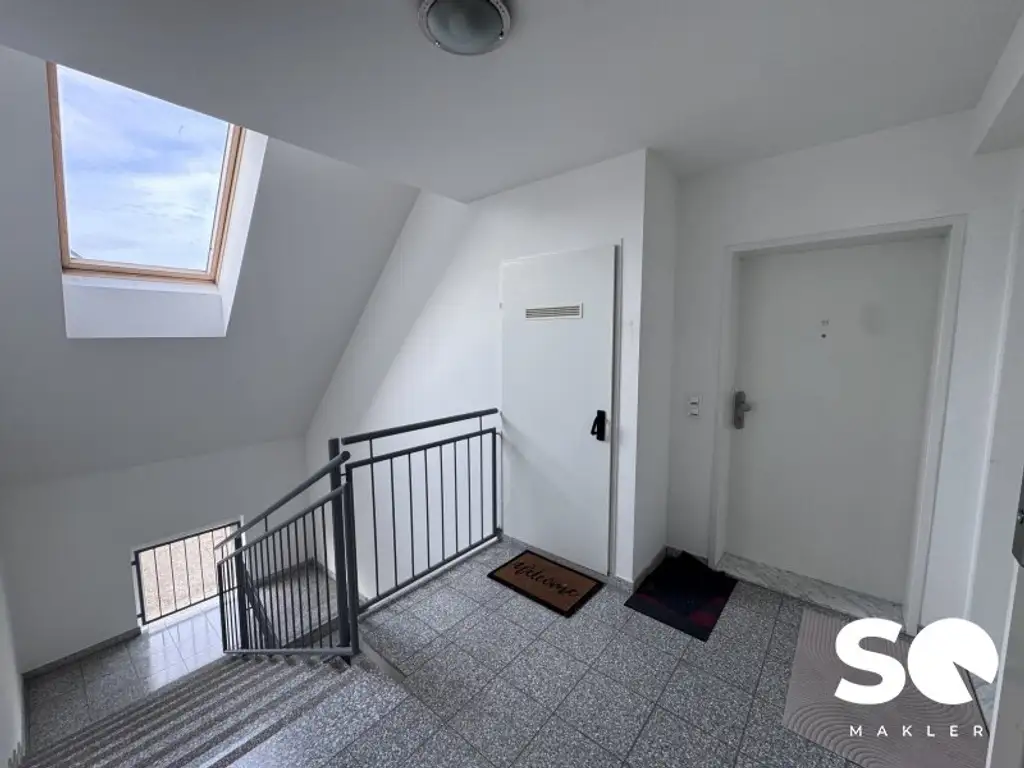 # SQ - HELLE, RUHIGE 2 ZIMMER DG-WOHNUNG INKL. TERRASSE - NÄHE RIVERSIDE - 1230 WIEN - TAG DER OFFENEN TÜR: 31.10.2025 14:00-17:00