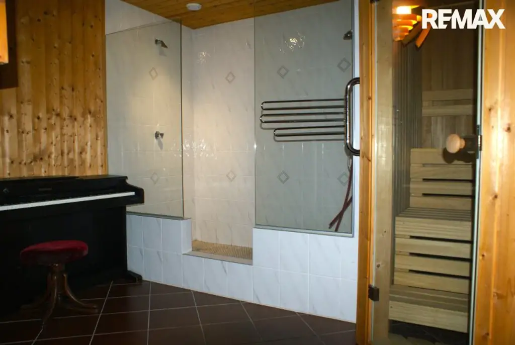 200m² Wohnfläche mit privatem Seezugang auf Pachtgrund in Neudörfl!