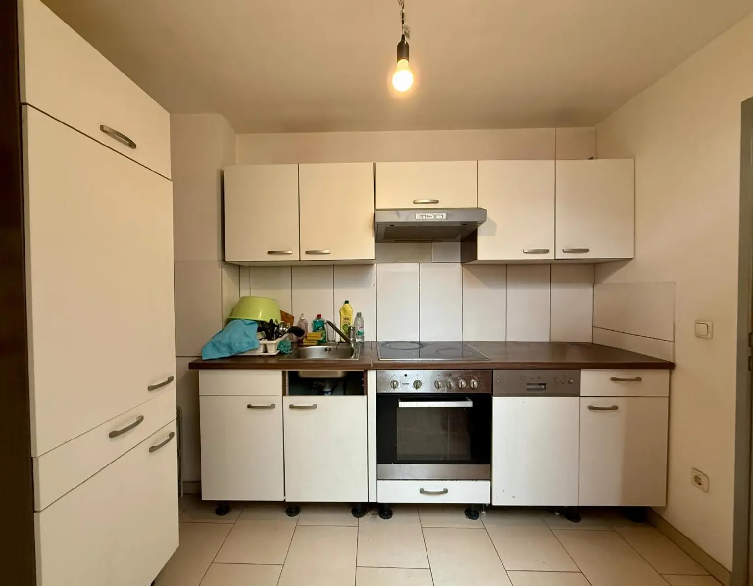 Großzügige 3-Zimmer-Wohnung mit Terrasse und Parkplatz