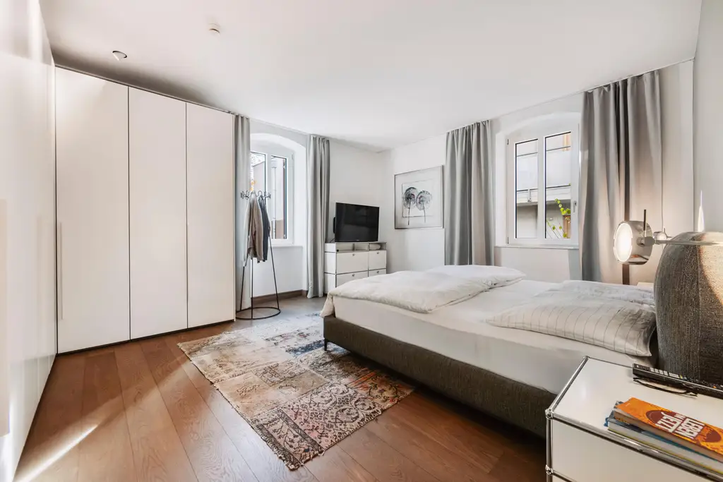 Einzigartig! Wunderschöne Designer-Wohnung mit Baurecht