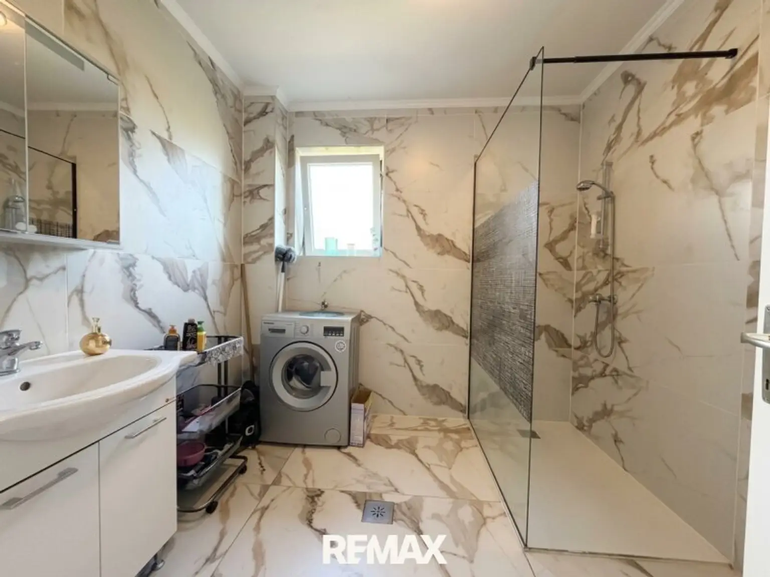 Badezimmer EG
