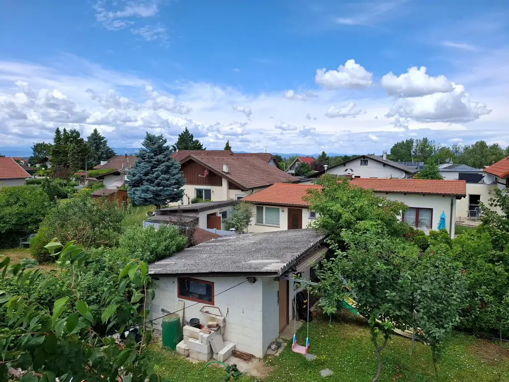 Einfamilienhaus mit Sanierungsbedarf auf Gemeindemietgrundstück