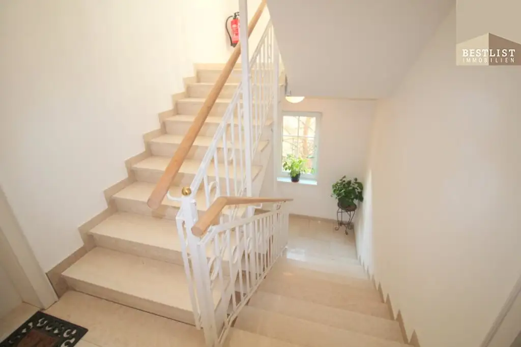 Dachgeschoß-Apartment beim Grünen Markt