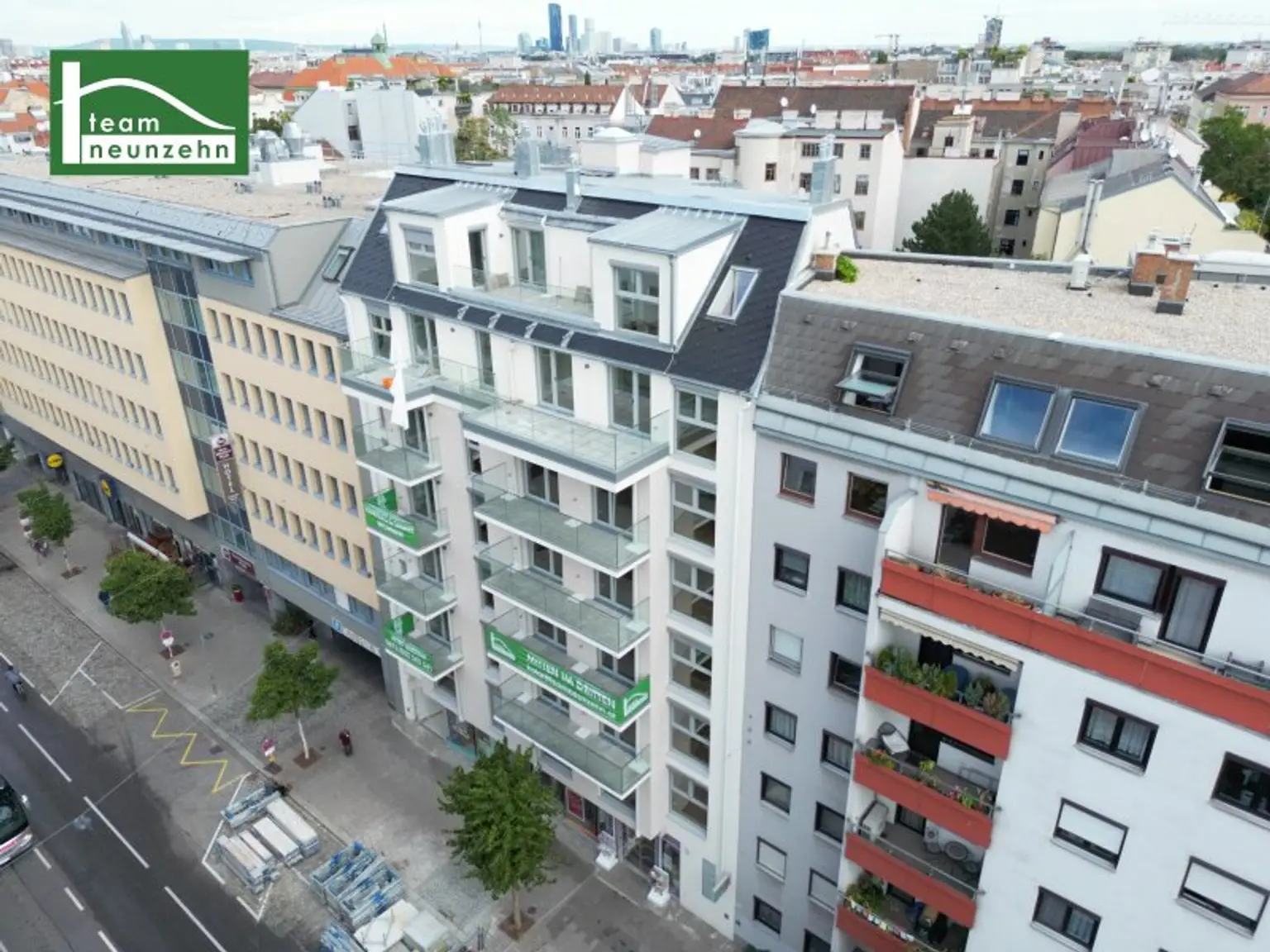 Klimatisierte Erstbezugs-Wohnung im DG nahe U3, S-Bahn und hervorragender Infrastruktur mit hochwertiger Ausstattung! - Mitten im Dritten