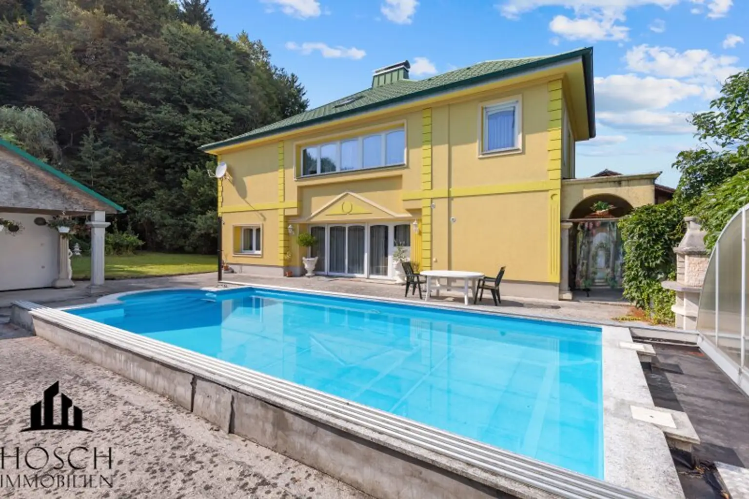 Exklusive Villa mit Parkgarten, Springbrunnen & Salzwasserpool – Ihr Wohntraum in Gresten