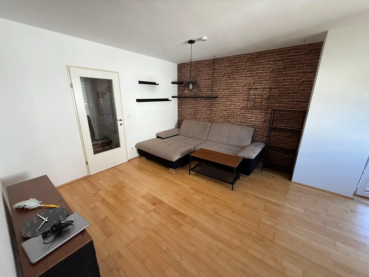MIETE - Moderne 3 Zimmerwohnung mit Tiefgarage und Balkon