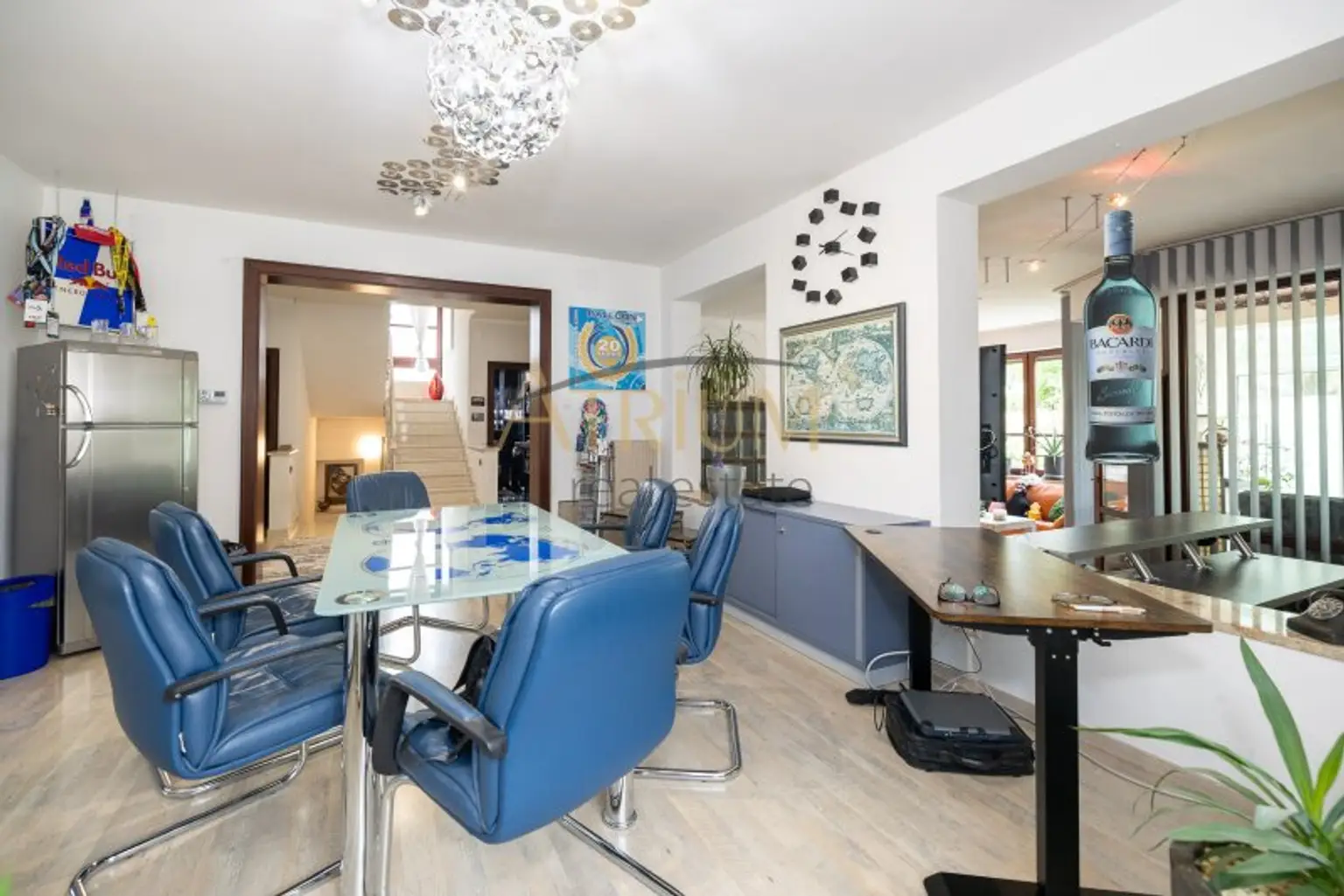 240m²  großes, modern aufgeteiltes 8 Zimmer Einfamilienhaus mit Garten und Pool in Gerasdorf bei Wien