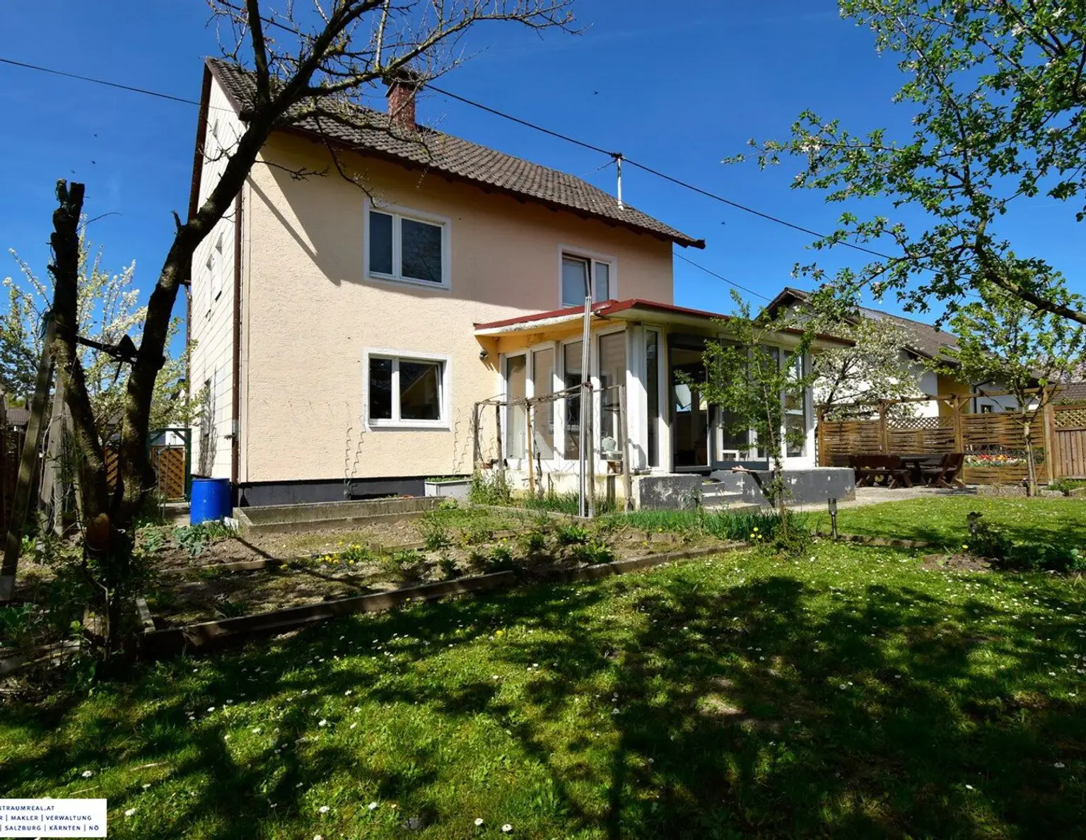 Haus mit wunderschönem Garten und Ausbaupotential in Ansfelden