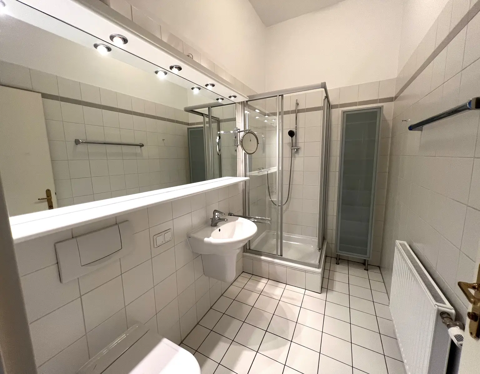 Stilvolle 6-Zimmer Wohnung im repräsentativen Haus